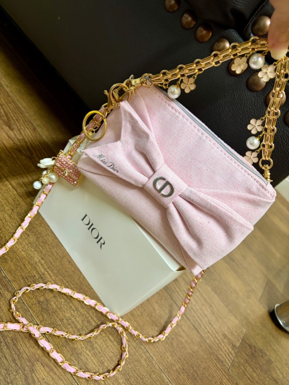 Dior - Picture 5 of 16